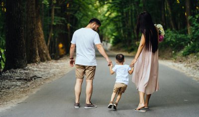 Ценности брака и семьи усилят на конституционном уровне в Казахстане