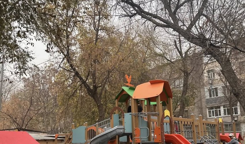 ТҰРАН АУДАНЫНДАҒЫ ЖАҢА ОЙЫН ЖӘНЕ СПОРТ АЛАҢШАЛАРЫ — БАЛАЛАР МЕН ЖАСТАР ҮШІН МАҢЫЗДЫ БАСТАМА