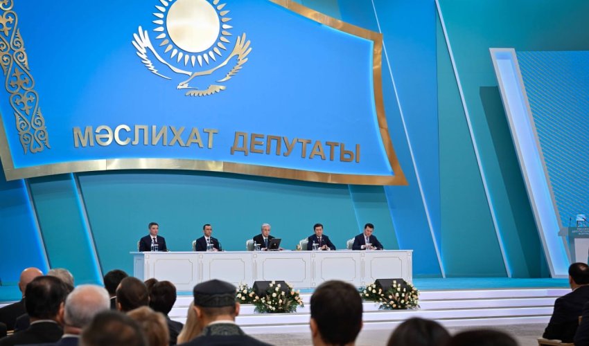 ПРЕЗИДЕНТ: ҚАЗІРГІ КОНСТИТУЦИЯЛЫҚ РЕФОРМА ҚОҒАМ СҰРАНЫСЫНА САЙ КЕЛЕДІ