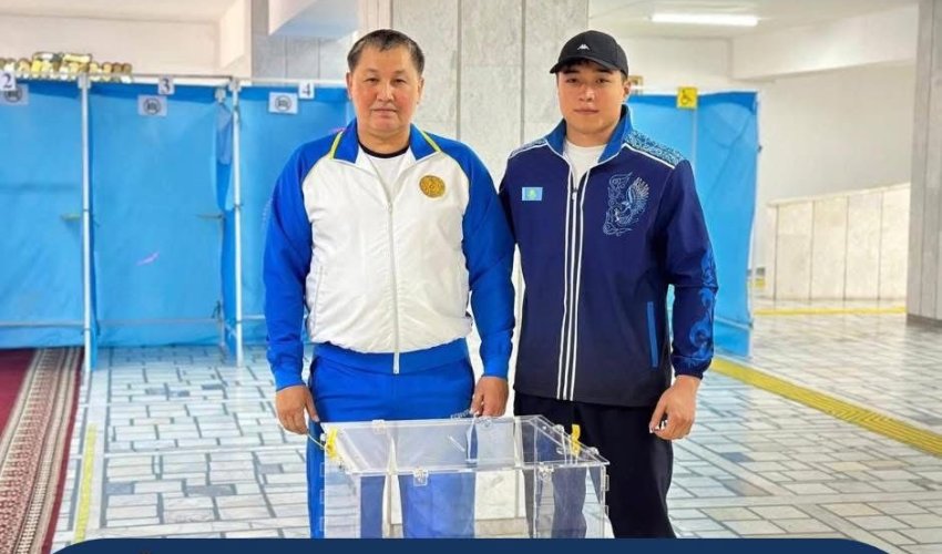 ТҮРКІСТАН: КСРО ХАЛЫҚТАРЫ СПАРТАКИАДАСЫНЫҢ ЖЕҢІМПАЗЫ ҚАНАТБЕК ШАҒАТАЕВ РЕФЕРЕНДУМДА ТАҢДАУ ЖАСАДЫ