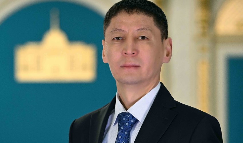 Президент әкімшілігінің бөлім басшысы қызметінен босатылды