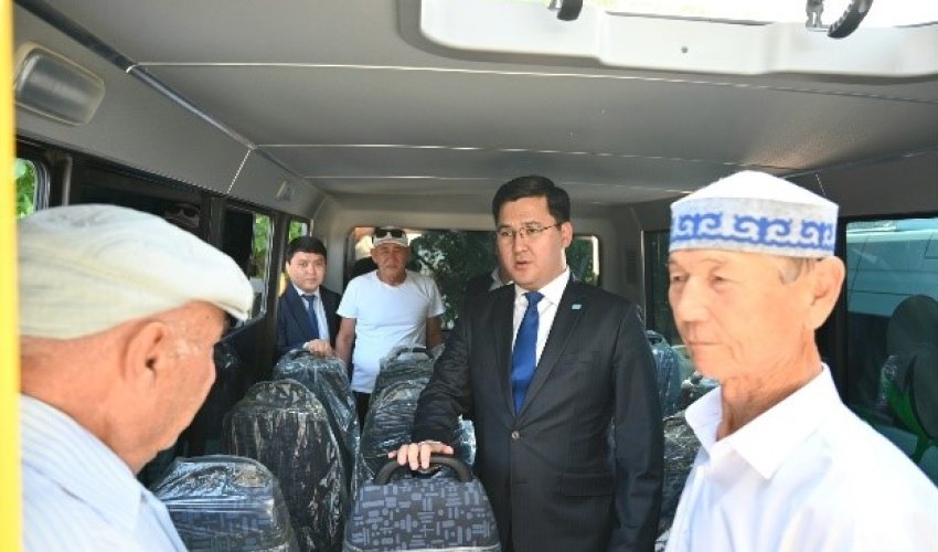 ЖЕТІСАЙ АУДАНЫНДА ЗАМАНАУИ ҚОҒАМДЫҚ КӨЛІКТЕР САНЫ АРТТЫ