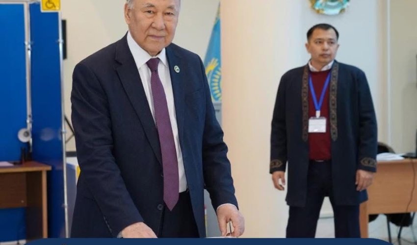 РЕФЕРЕНДУМ: ТҮРКІСТАН ОБЛЫСЫНЫҢ АРДАГЕРЛЕР КЕҢЕСІНІҢ ТӨРАҒАСЫ ӨЗ ТАҢДАУЫН ЖАСАДЫ