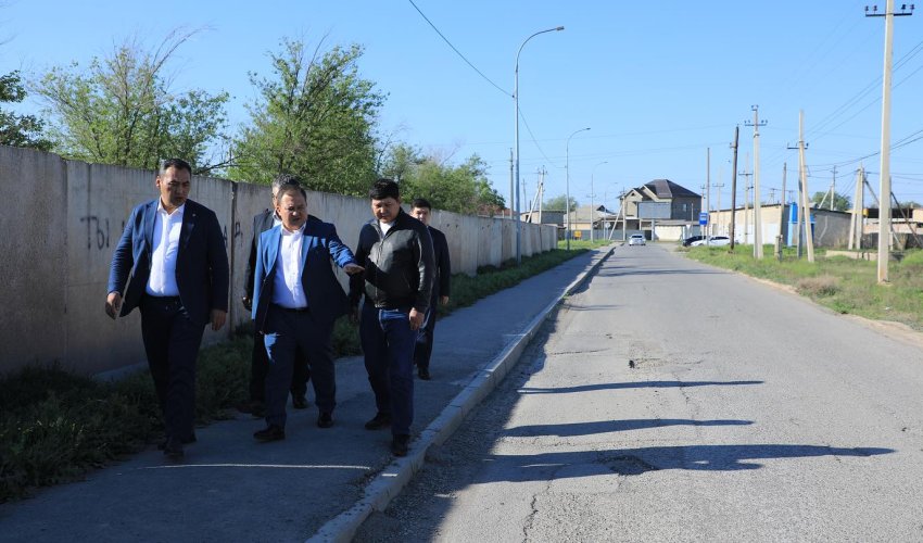 АРЫС ҚАЛАСЫНДА ЖОЛ САПАСЫН ЖАҚСАРТУ ЖҰМЫСТАРЫ КҮШЕЙТІЛДІ