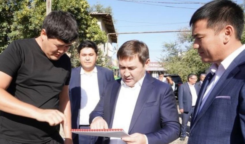 Шымкентте 40-тан астам көпқабатты үйдің ауласы абаттандырылды