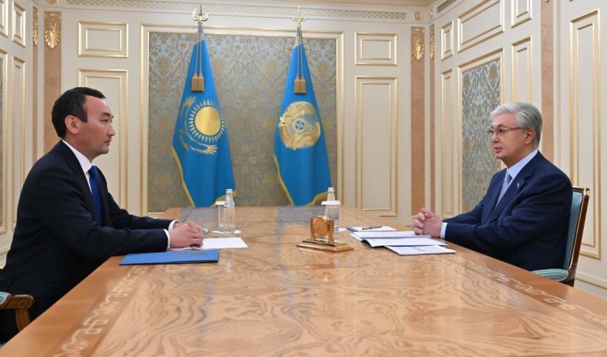 Мемлекет басшысы Есет Байкенді қабылдады