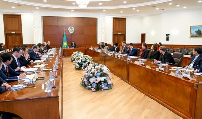 Олжас Бектенов Инвестициялық ахуалды жақсарту жөніндегі кеңестің отырысын өткізді