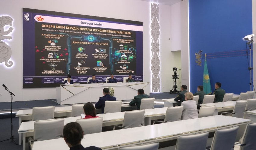 Әскери мамандарды даярлау барысында курсанттарға қолдау көрсету жүйесі