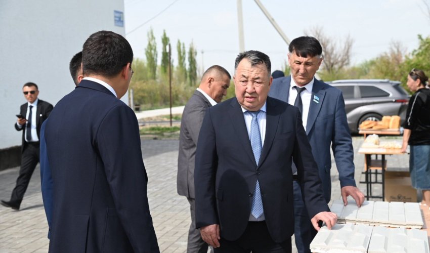 СОЗАҚ АУДАНЫНДА АУЫЛ КӘСІПКЕРЛІГІН ДАМЫТУҒА СЕРПІН БЕРІЛУДЕ