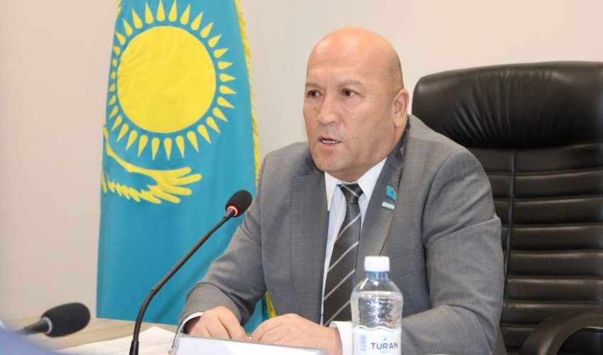 Түркістан облыстық мәслихатының төрағасы                  Нұралы Әбішов аудандық және қалалық мәслихат төрағаларымен кездесті