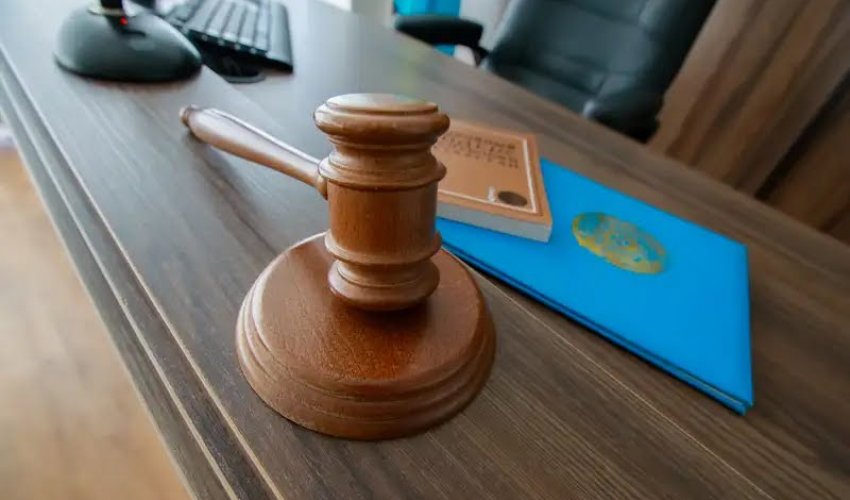 Жоғарғы Сот мектептерде орамал тағуға тыйым салуды жойған жоқ