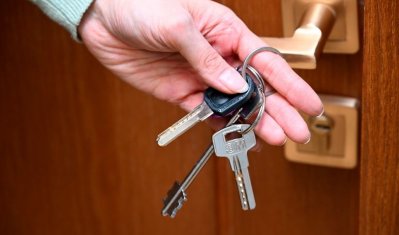 ТҰРАҚТЫ ЖҰМЫСЫ БАР 800-ДЕН АСА ЖАС БАСПАНАЛЫ БОЛАДЫ