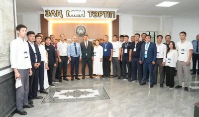 ТҮРКІСТАН ОБЛЫСЫНДА ИНТЕРНЕТ АЛАЯҚТЫҚТЫҢ АЛДЫН АЛУ БАҒЫТЫНДА ЖАСТАР ҰЙЫМДАРЫМЕН МЕМОРАНДУМҒА ҚОЛ ҚОЙЫЛДЫ