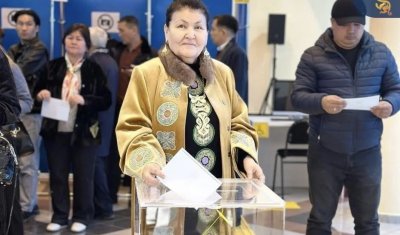 СВОЙ ВЫБОР СДЕЛАЛА ЗАМЕСТИТЕЛЬ ИСПОЛНИТЕЛЬНОГО СЕКРЕТАРЯ ТУРКЕСТАНСКОГО ОБЛАСТНОГО ФИЛИАЛА ПАРТИИ "AMANAT" КАЛЫЙМА ЖАНТУРЕЕВА