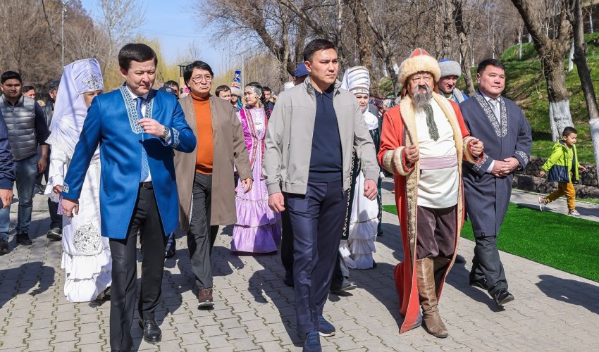 ҚОШҚАР АТА СЕЙІЛІ» ЖАЛПЫХАЛЫҚТЫҚ ІС-ШАРАСЫ ҰЛТТЫҚ ДӘСТҮРДІ ҚАЙТА ЖАҢҒЫРТТЫ