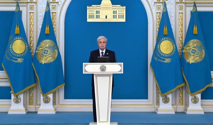 Президент Қысқы Олимпиада ойындары мен Паралимпиадаға қатысатын ұлттық құрама мүшелеріне Мемлекеттік туды тапсырды