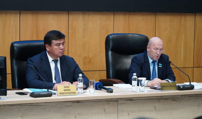 Түркістан облыстық мәслихатының кезекті он сегізінші сессиясында маңызды мәселелер қаралды