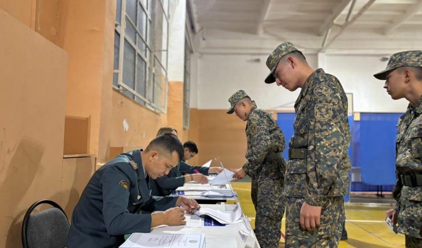 Референдум по АЭС: на 2 участках голосование началось в 6 утра